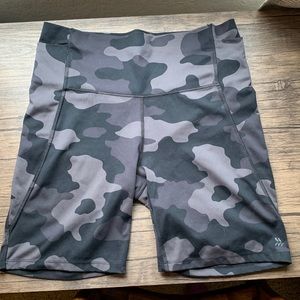 All In Motion Camo Biker short Large